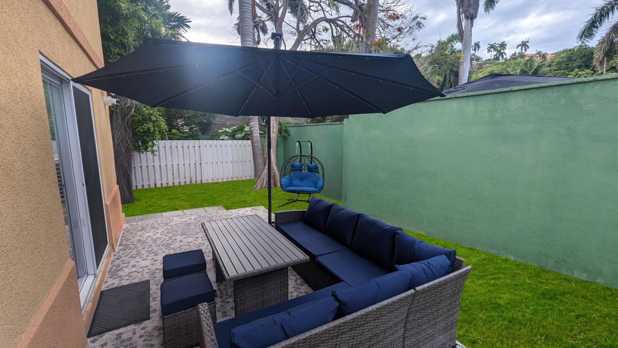 MoBay Las Palmas Montego Bay Kültér fotó
